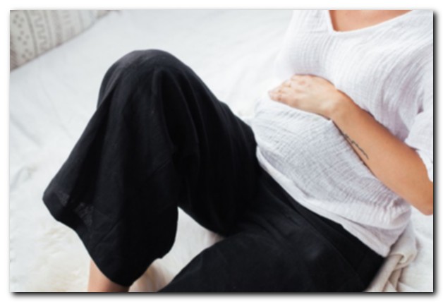 Что нужно знать о спазмах на ранних сроках беременности